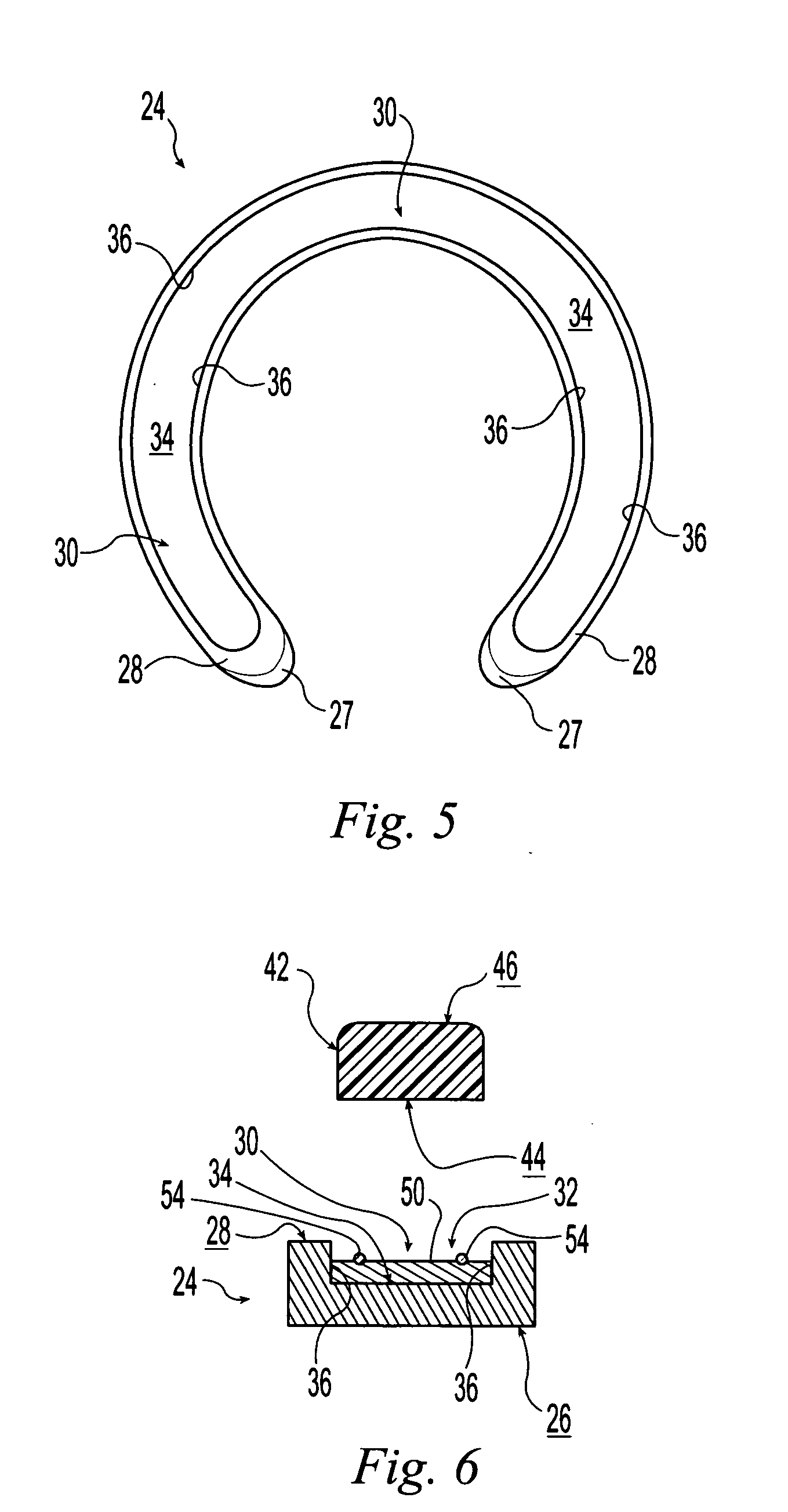 Composite horseshoe and method of manufacture