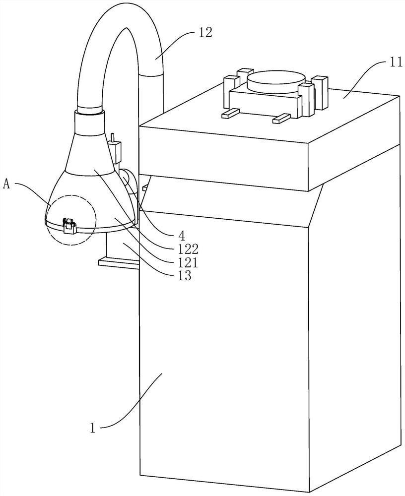 Hosiery knitter convenient for discharging socks of different models