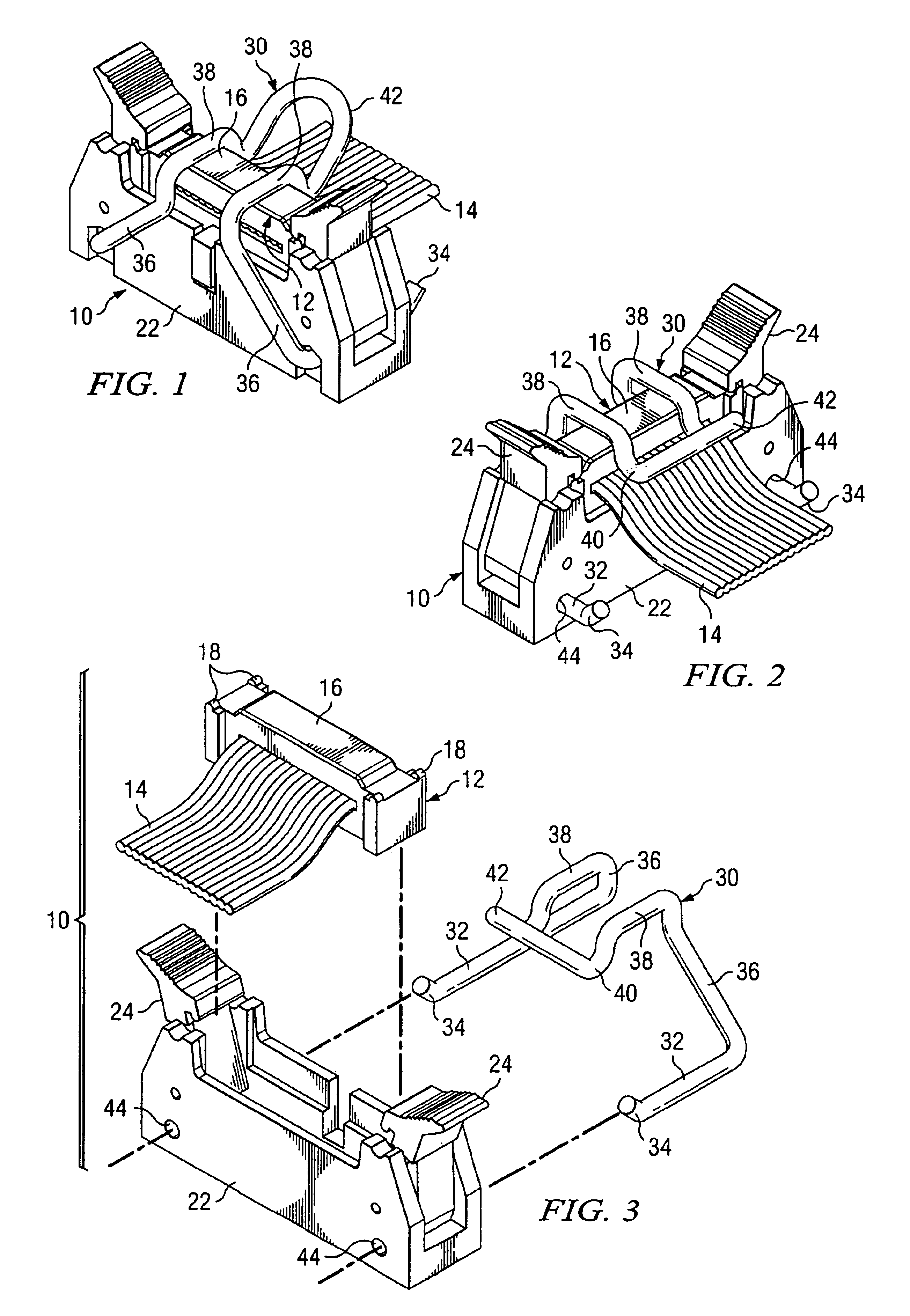 Retainer clip for ribbon cable connectors