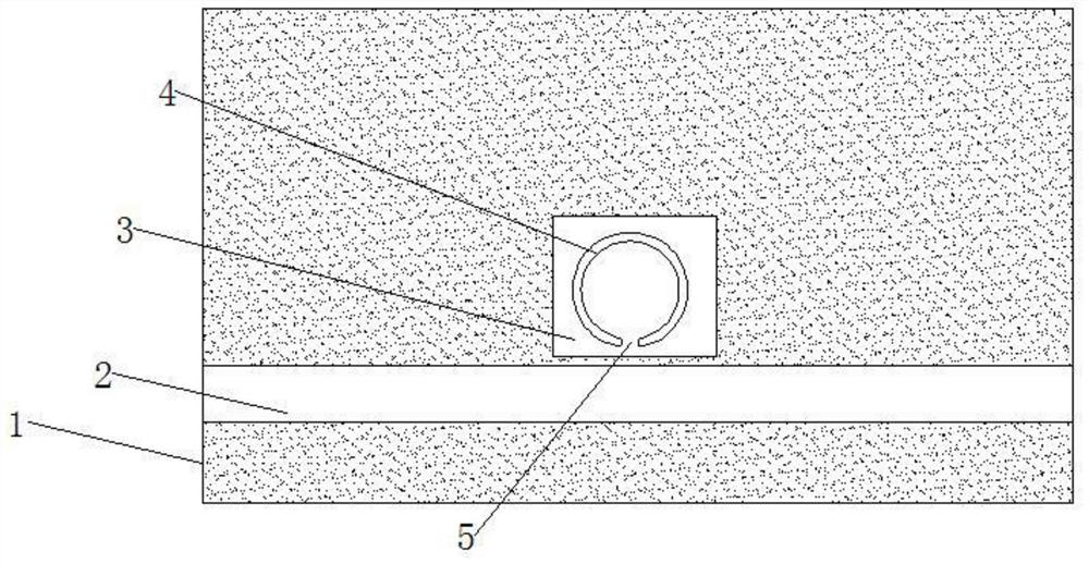 An open mim waveguide structure