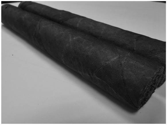 Method for producing maduro wrapper by high temperature and high humidity fermentation and maduro wrapper made thereof
