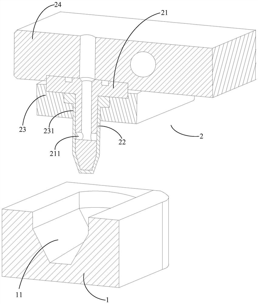 Cloth folding device