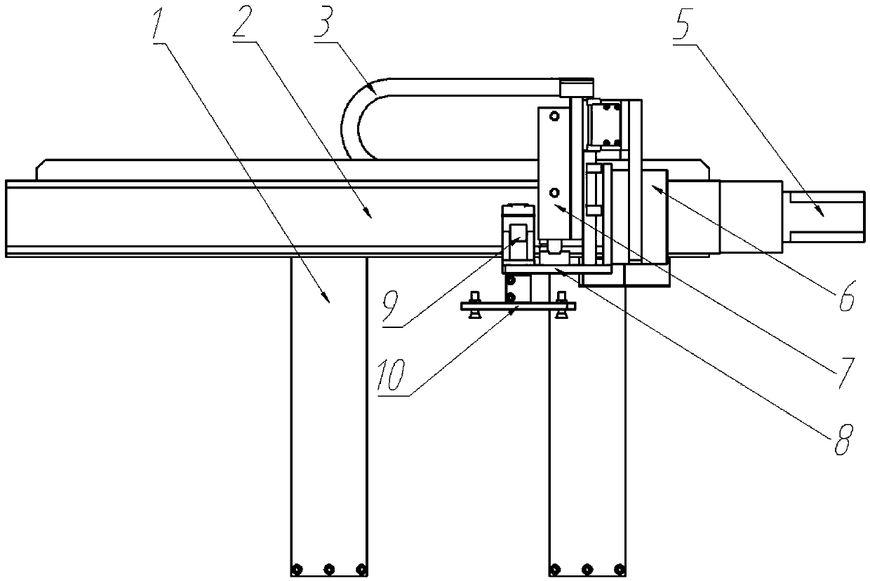 A silicon chip serial welding and feeding device capable of automatic deviation correction