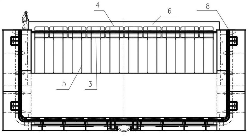 Rapid overhaul platform for maintenance of ship lift ship compartment door water stop rubber