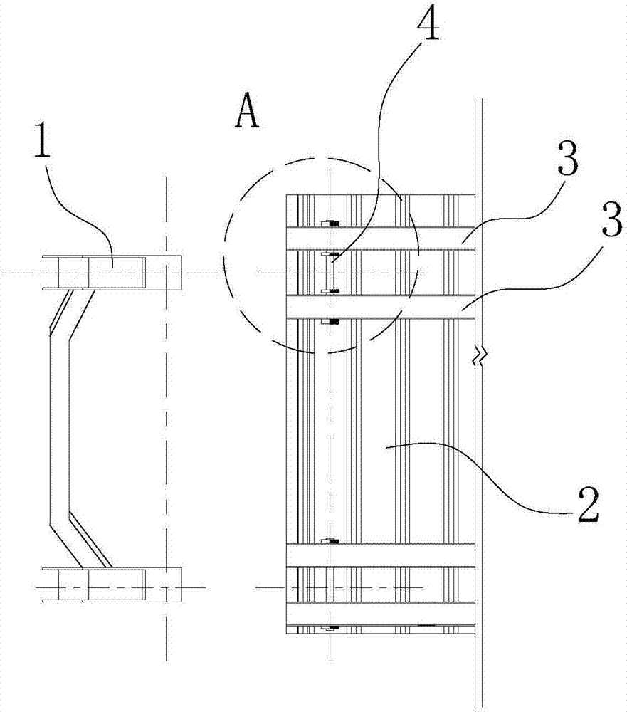 Vertical distance adjustment method for crank arm beam installation of self-elevating outer frame turning system of bridge pier columns