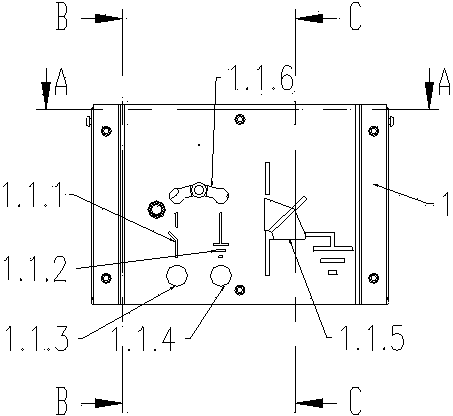 Operating mechanism of three-station switch