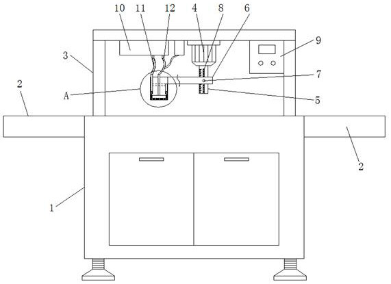 Melt-blown cloth production die cutting machine with adsorption transfer structure