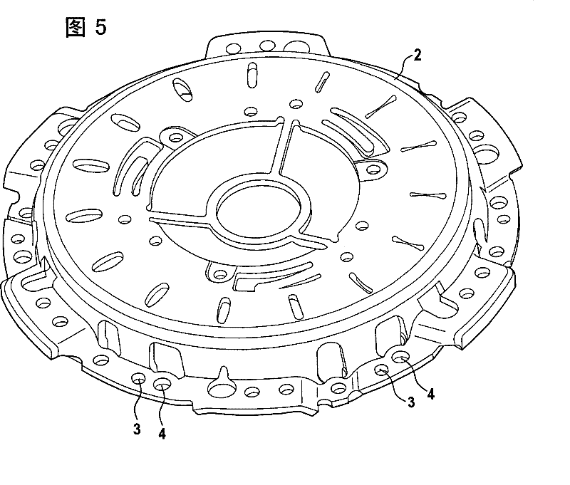 Method for assembling a clutch arrangement to a flywheel in a drive chain of a vehicle and assembling equipment therefor