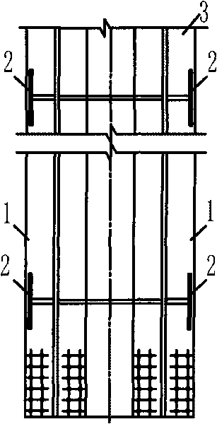 Novel stiffening structure of super-large box-shaped compression member of steel bridge and construction method thereof