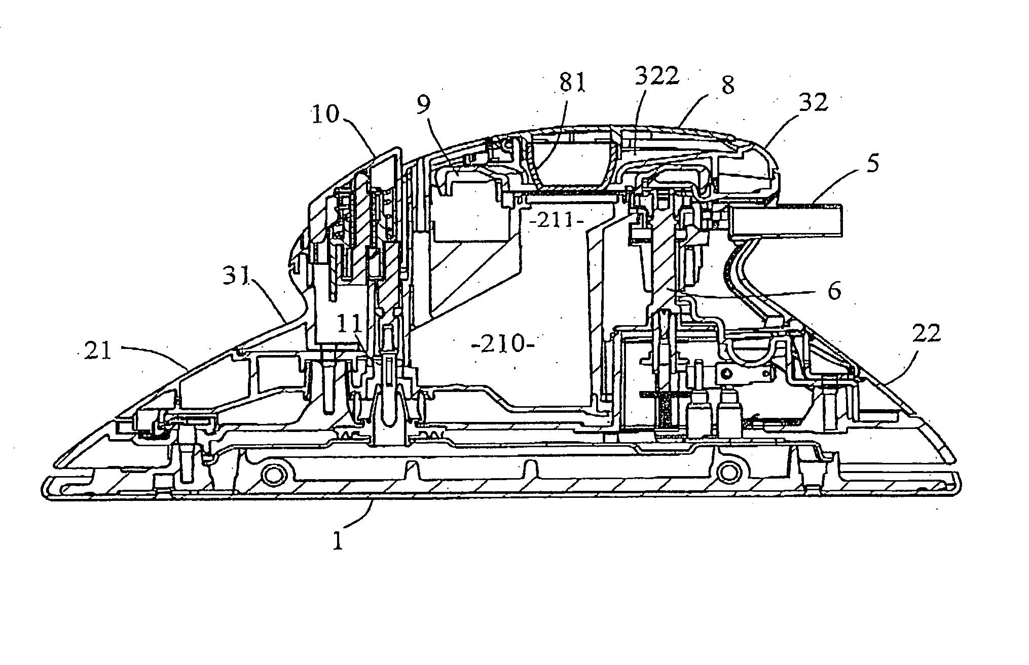 Pressing iron having a handle integrating an orifice for filling a reservoir