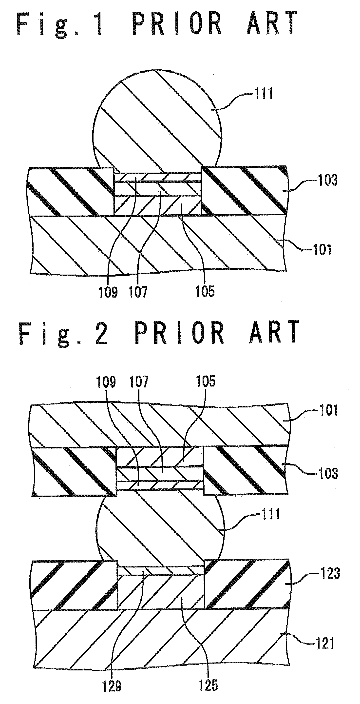 Semiconductor device with solder balls having high reliability