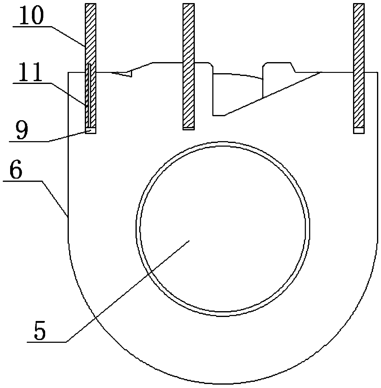 A plastic frame structure with pins for an inductance coil