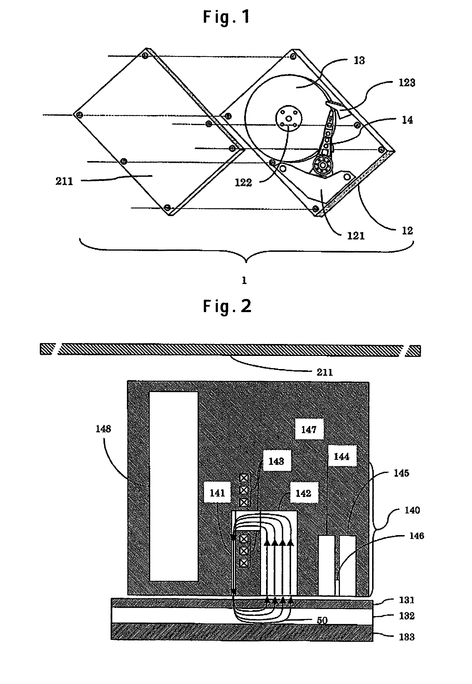 Perpendicular hard disk drive resistive against external magnetic field