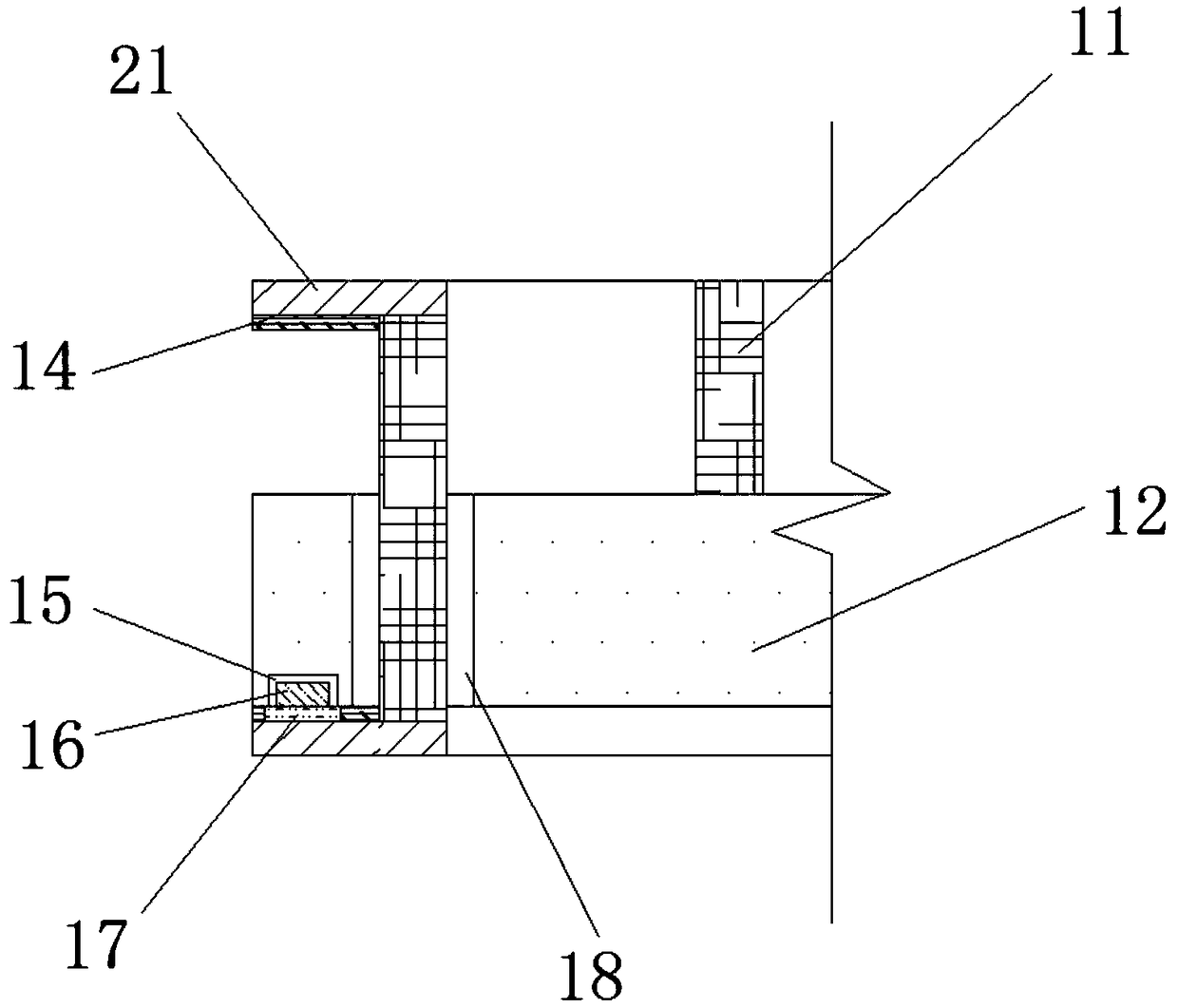 Electronic product displaying selling device with good safety performance