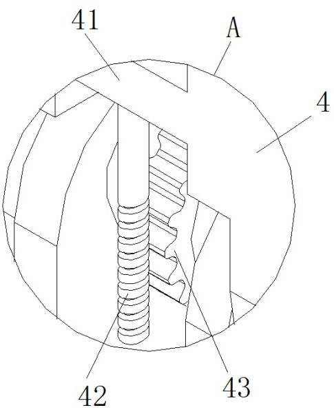 Automatic argon arc welding device