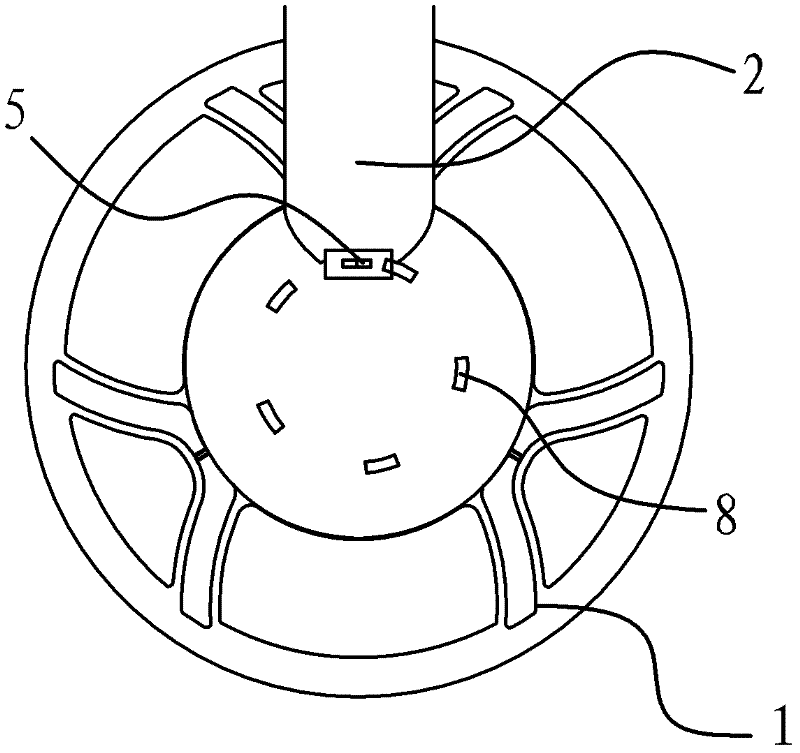 Measuring wheel used for measuring distance and area and measuring method thereof