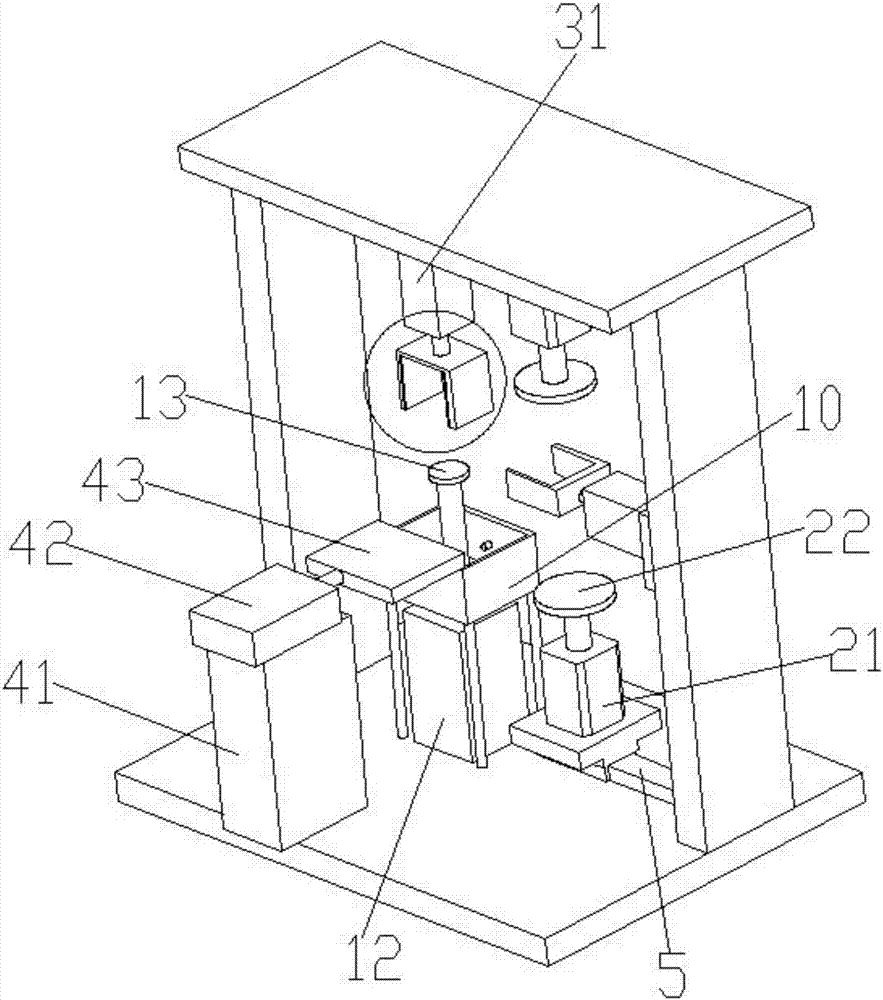 Hardware rust removal device capable of recovering scrap iron