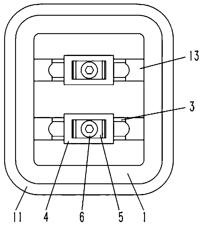 A protective seat on the tap terminal of a dry-type transformer