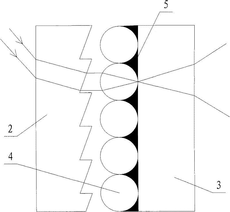 Curved-surface pyramidal micro-lens array and rear projection screen with the lens array