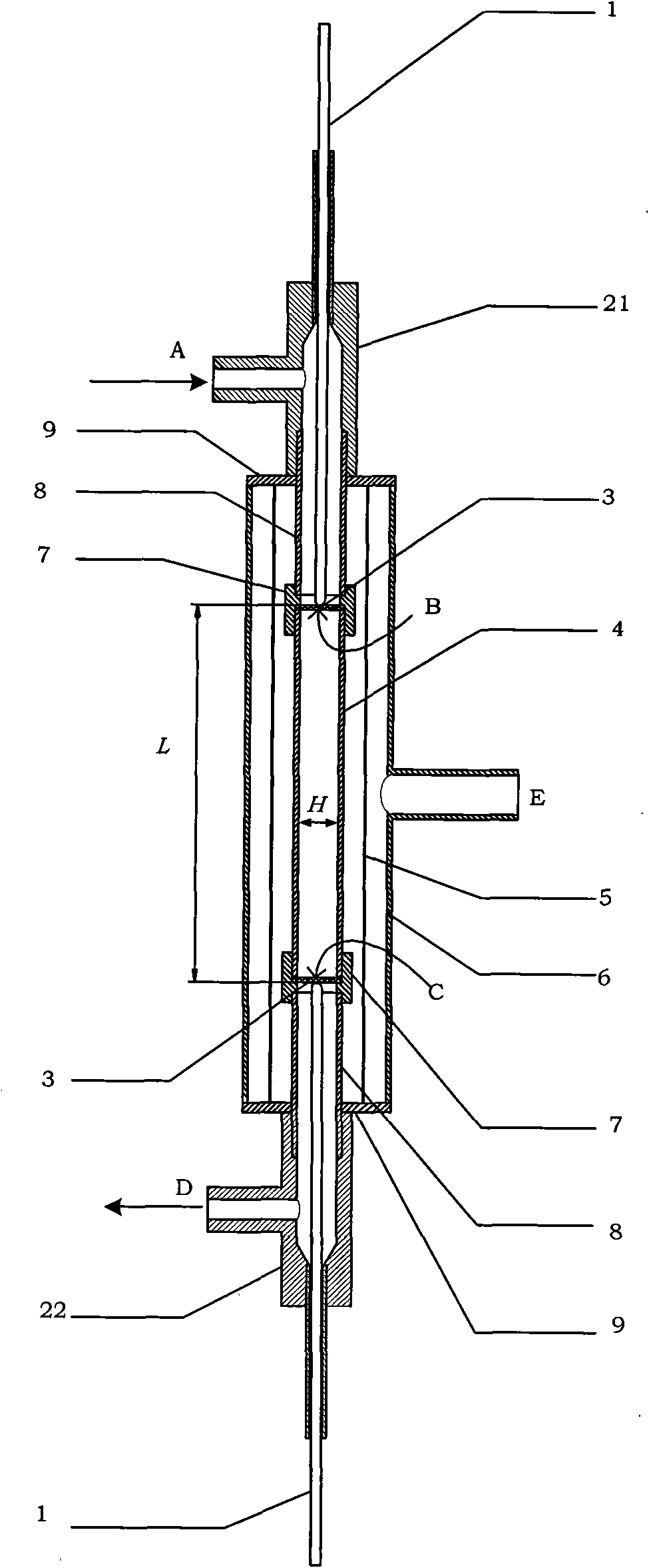 Density measuring method suitable for single-phase flow fluid and measuring device thereof