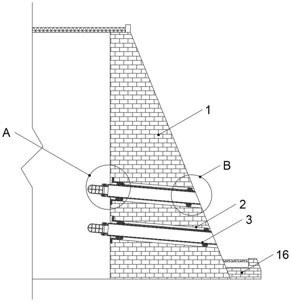 Structure of anti-blocking drainage facility of retaining wall