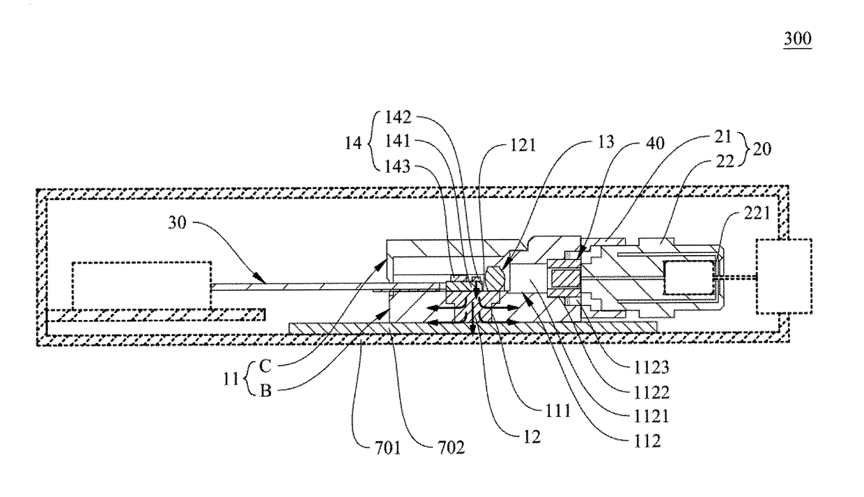 Optical transmitter with a heat dissipation structure