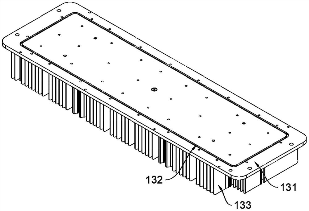 Heat dissipation piece, illumination module and projection lamp