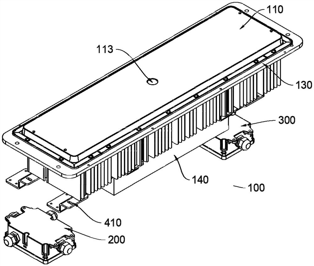 Heat dissipation piece, illumination module and projection lamp