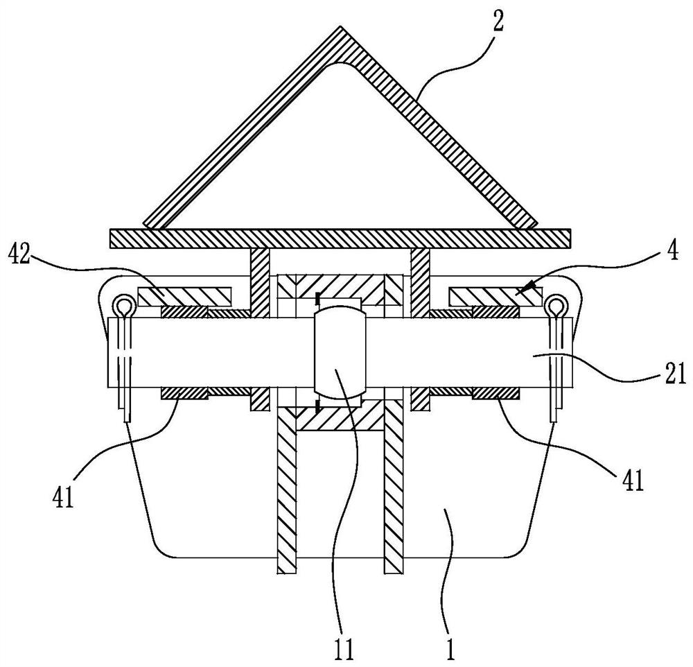 High-freedom-degree all-directional deviation adjustor for belt conveyor