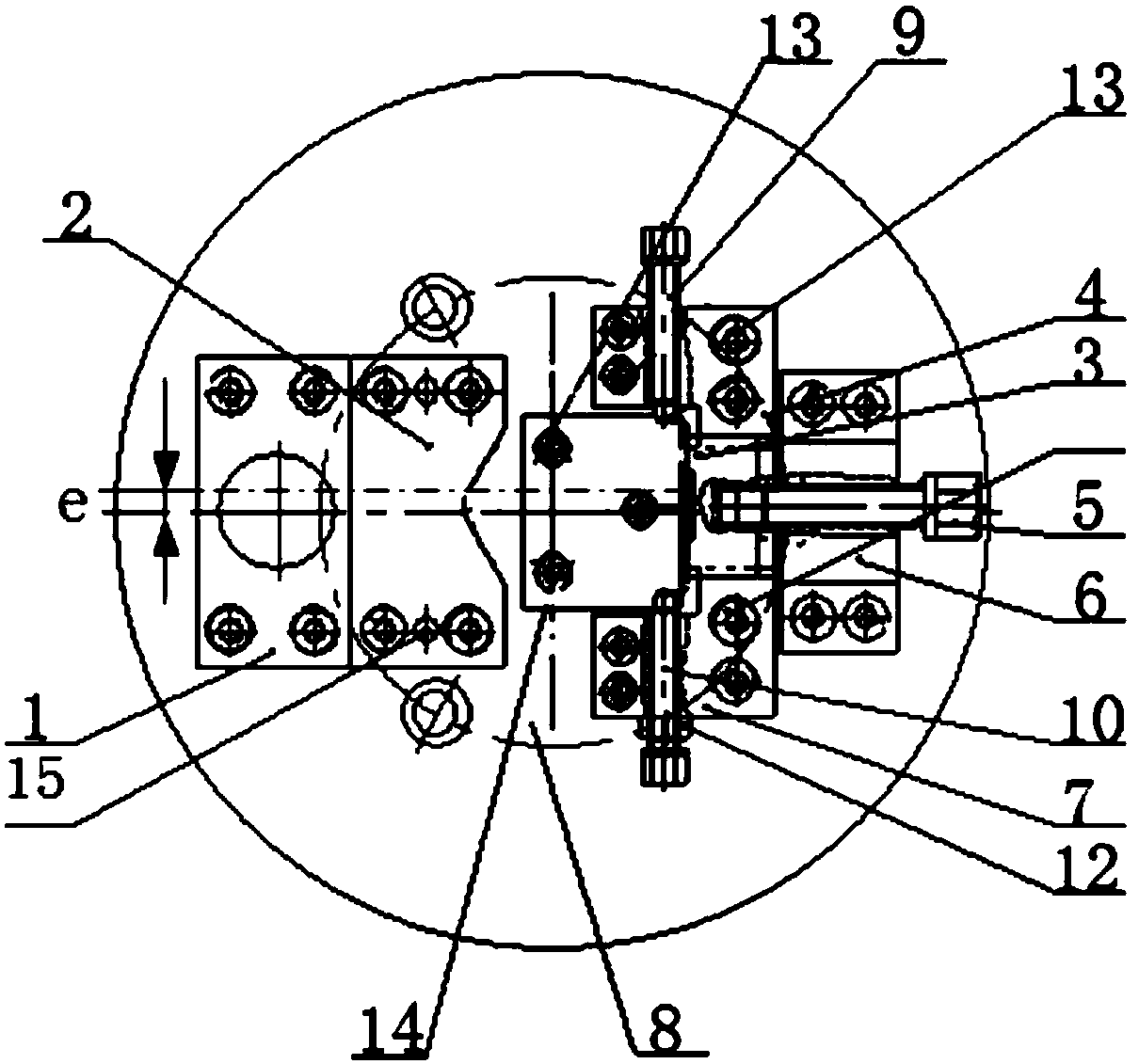 Turning center clamp of irregular eccentric valve deck