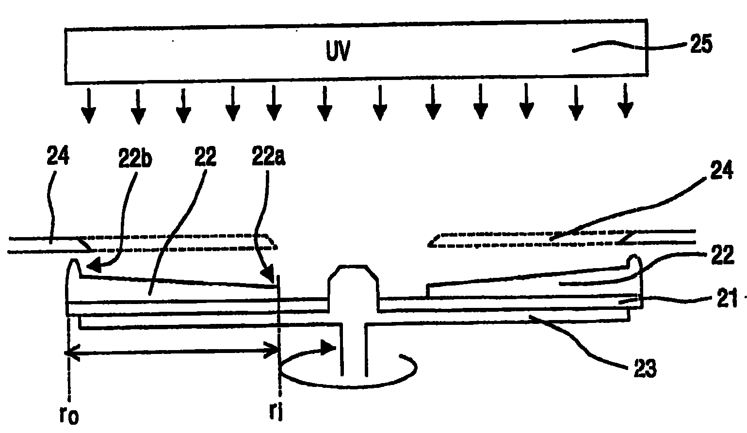 Method of manufacturing an optical storage medium and optical storage medium