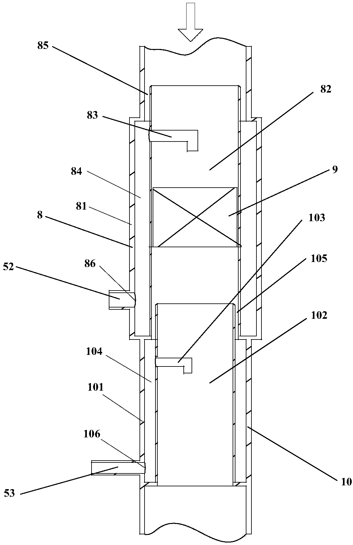 Z-type natural gas moisture real-time measuring device and method based on in-pipe phase separation