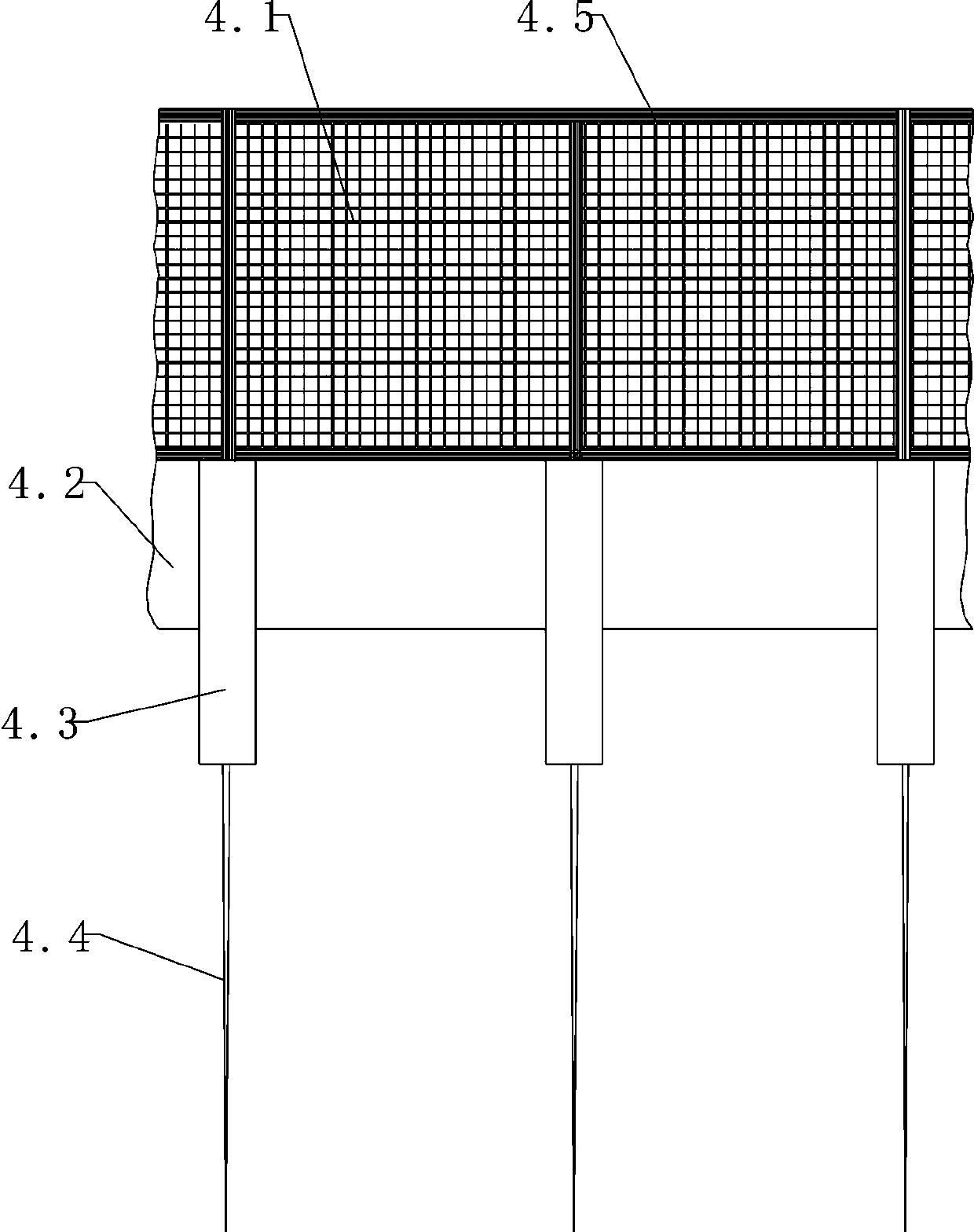 Asphalt highway capable of preventing water accumulation and construction method