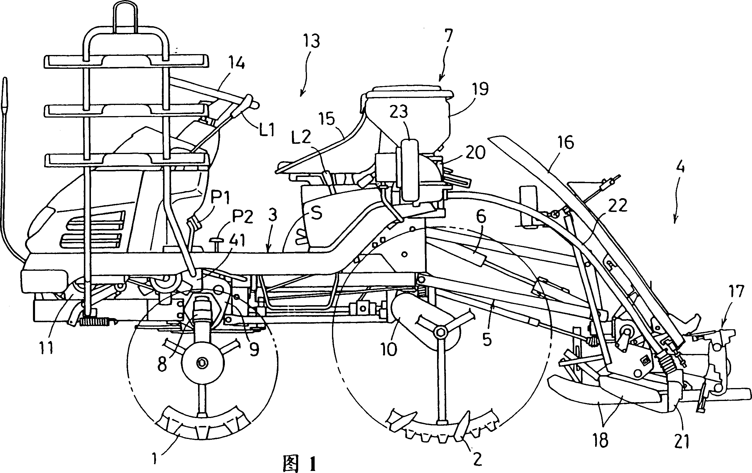 Implanting machine in paddy field