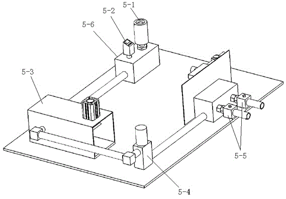High-pressure three-dimensional water-jet oil tank cleaning device