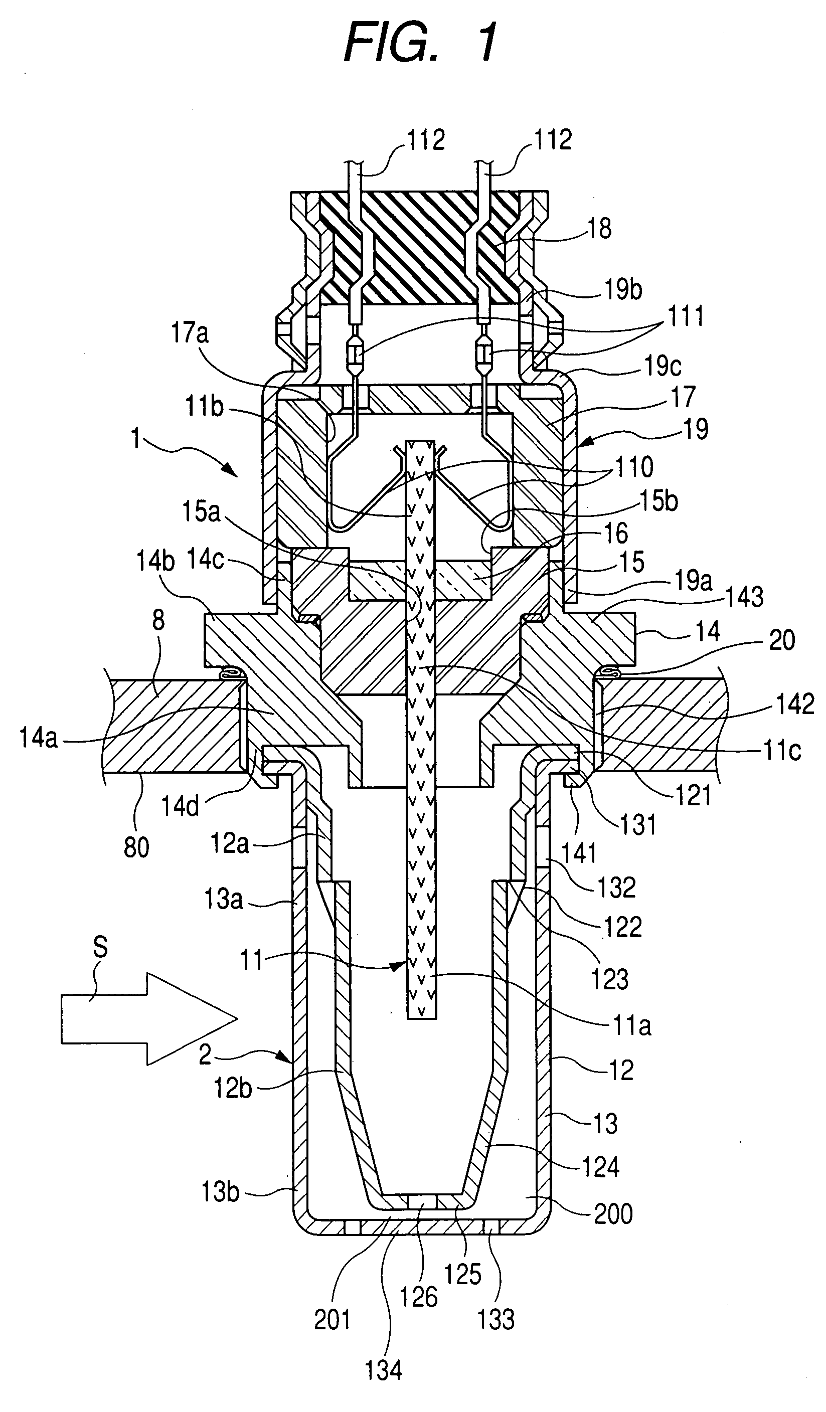 Gas sensor with increased water-incursion resistance and method of operating gas sensor