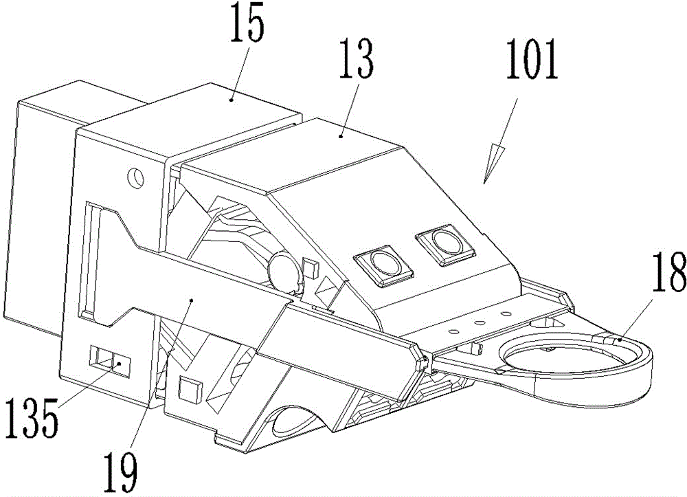 Self-disassembly prevention plug and electrical connector assembly using the plug