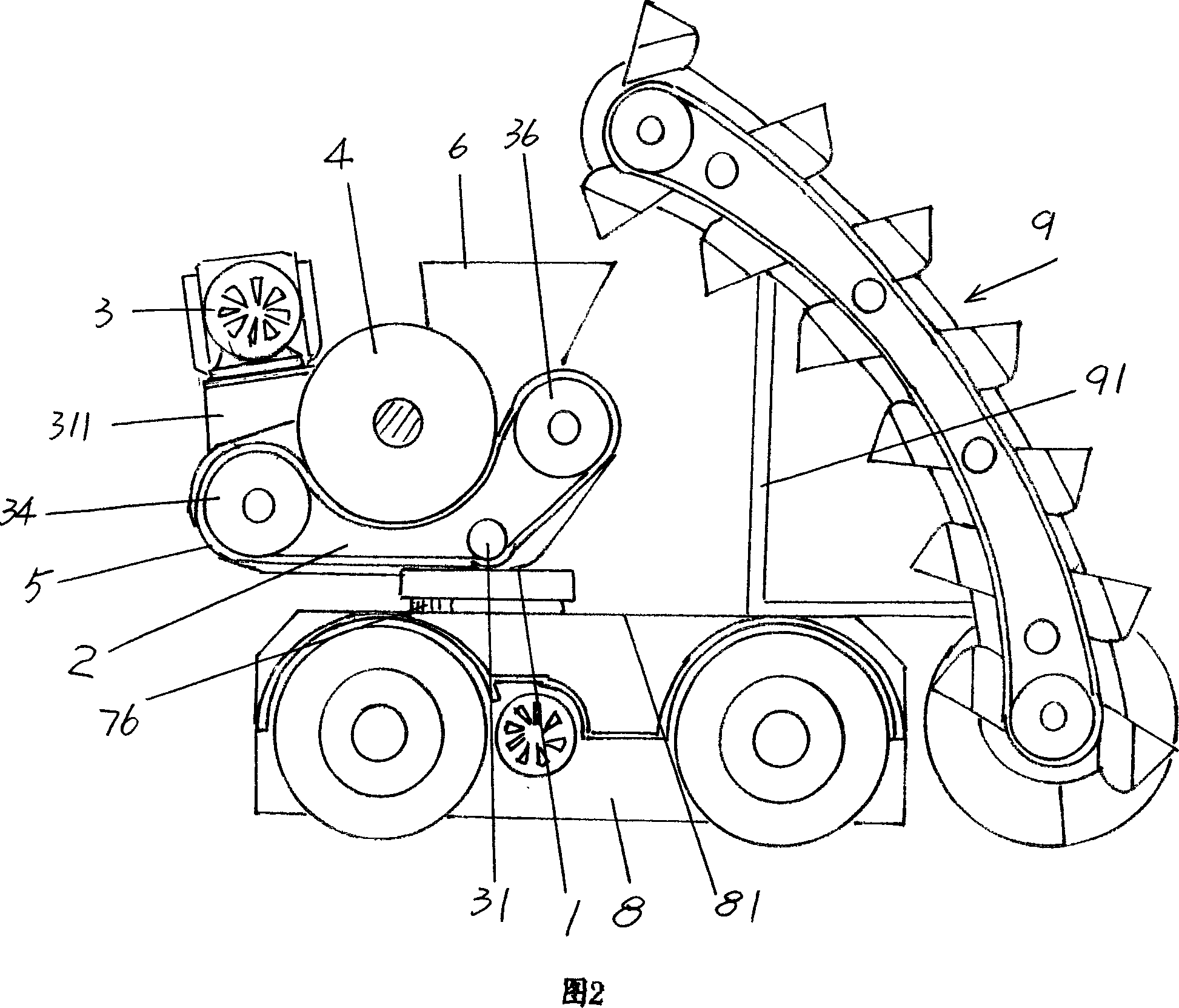 Throwing mechanism for cabin cleaning vehicle