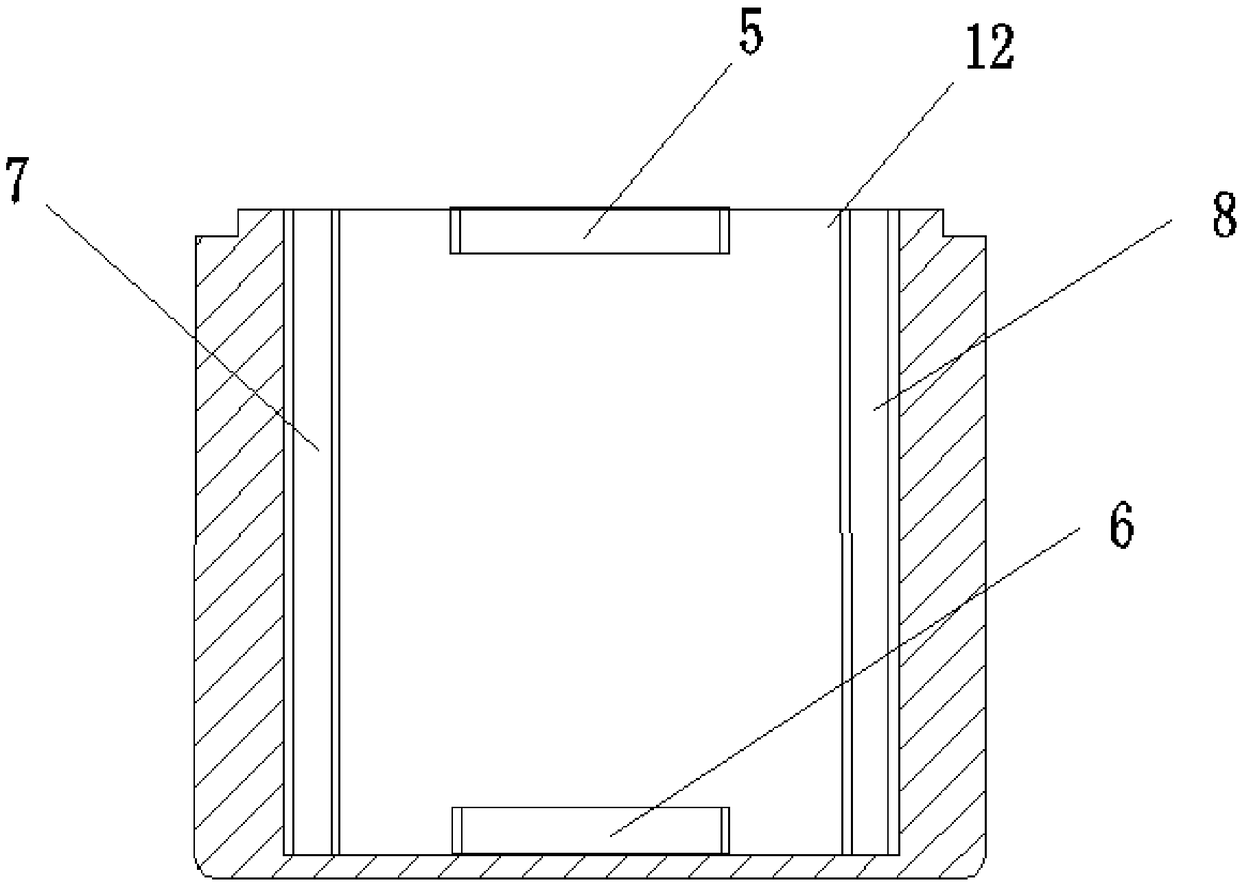 Insulated box, ice box and insulated box assembly used in conjunction with it