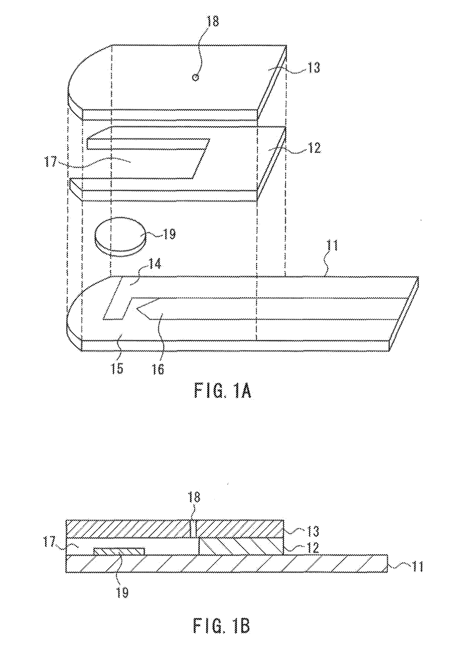 Method of measuring blood component and sensor used in the method