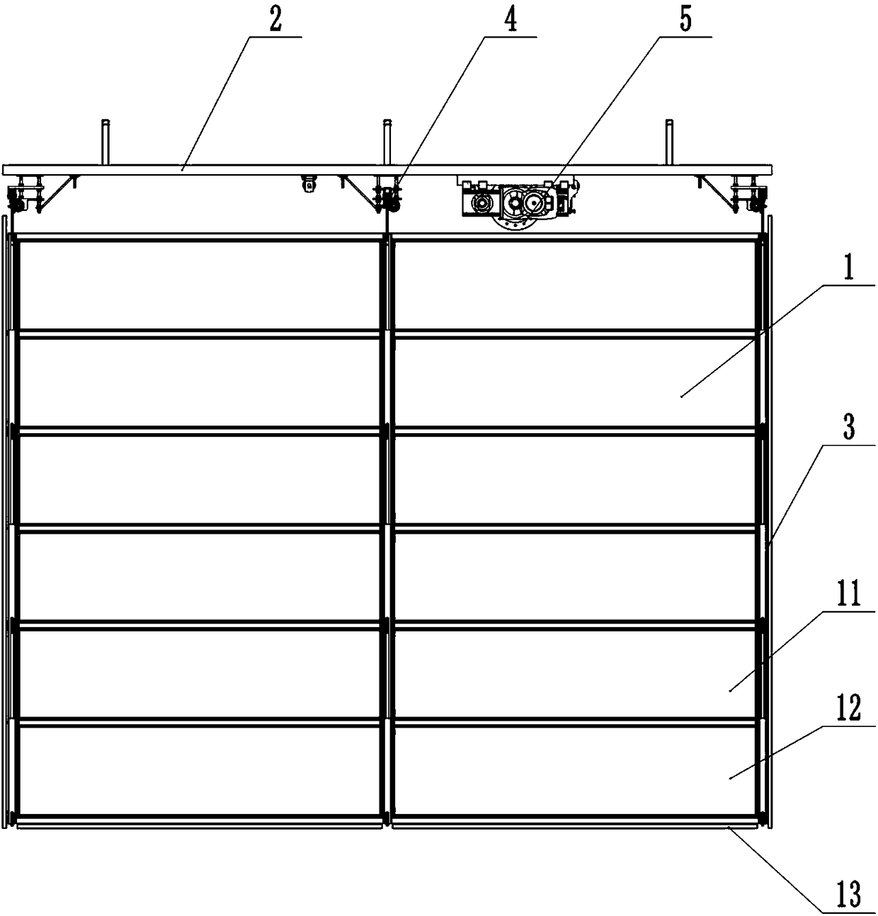 Partition door achieving automatic lifting and folding