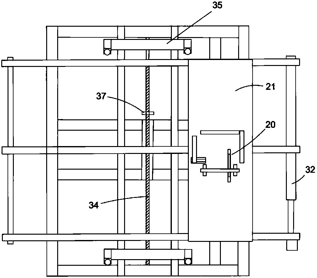 Dielectric voltage-withstand automatic test device for solar photovoltaic module