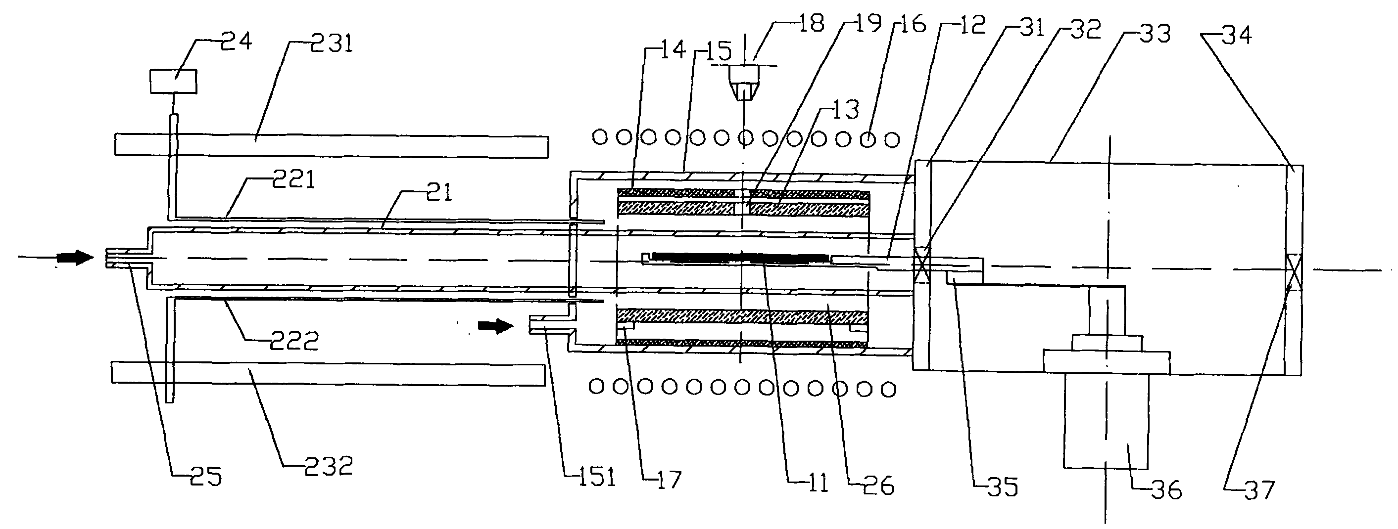 Infrared rapid heat-treatment cavity for semiconductor chip with movable heat baffle