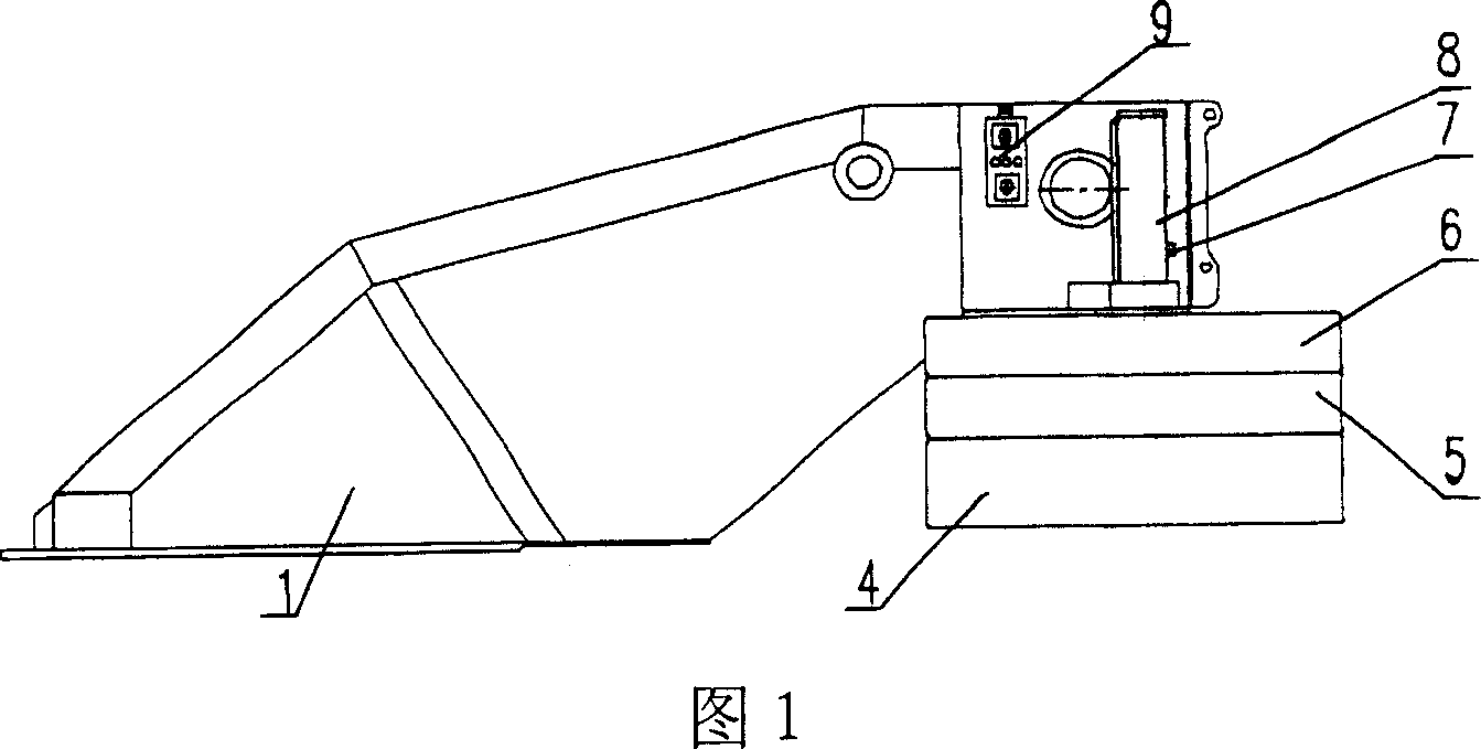 Combined self-assembling/disassembling balance-weight device