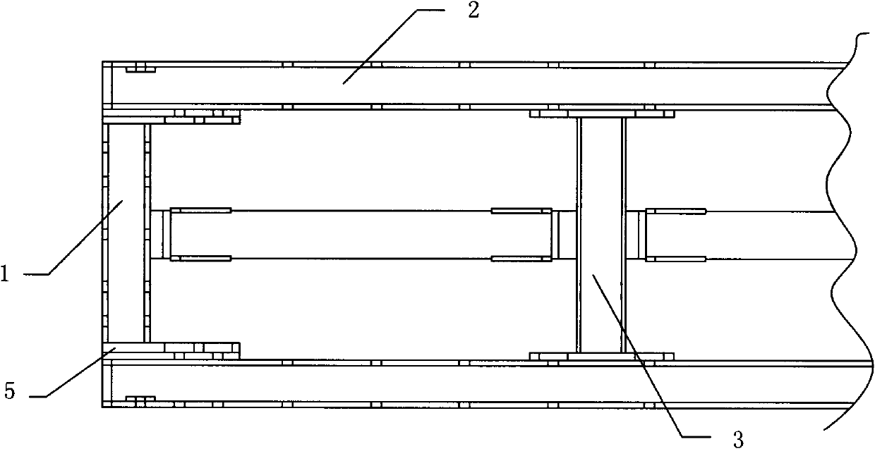 Novel furnace door structure of walking beam heating furnace