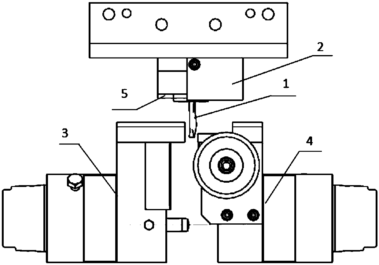 Electrode for precise electrolytic forming of blade profile and processing method thereof