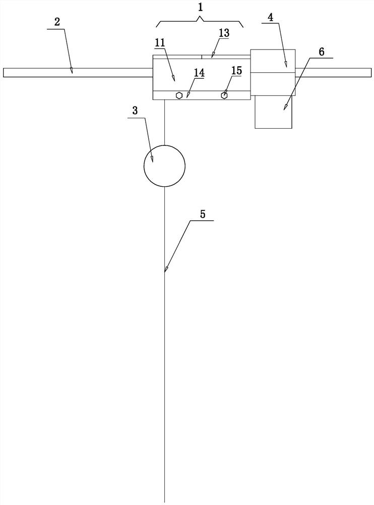 High-voltage transmission line foreign matter cleaning robot and cleaning method