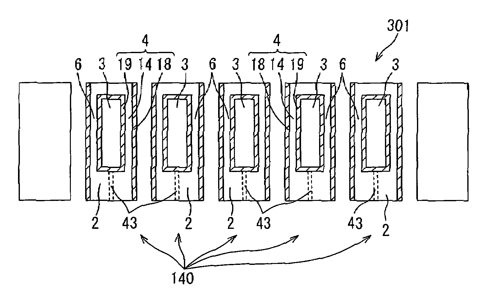 Cell driving type piezoelectric actuator, and method of manufacturing cell driving type piezoelectric actuator