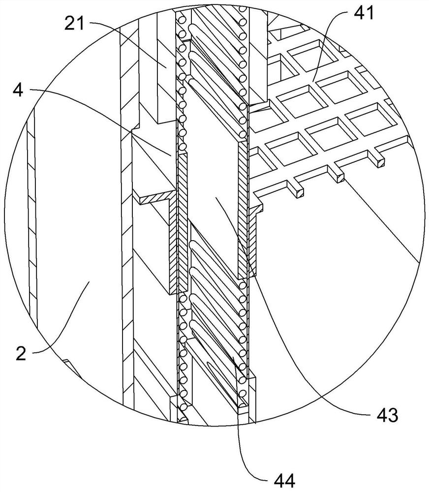 Pretreatment device for shrub raw materials for feed processing