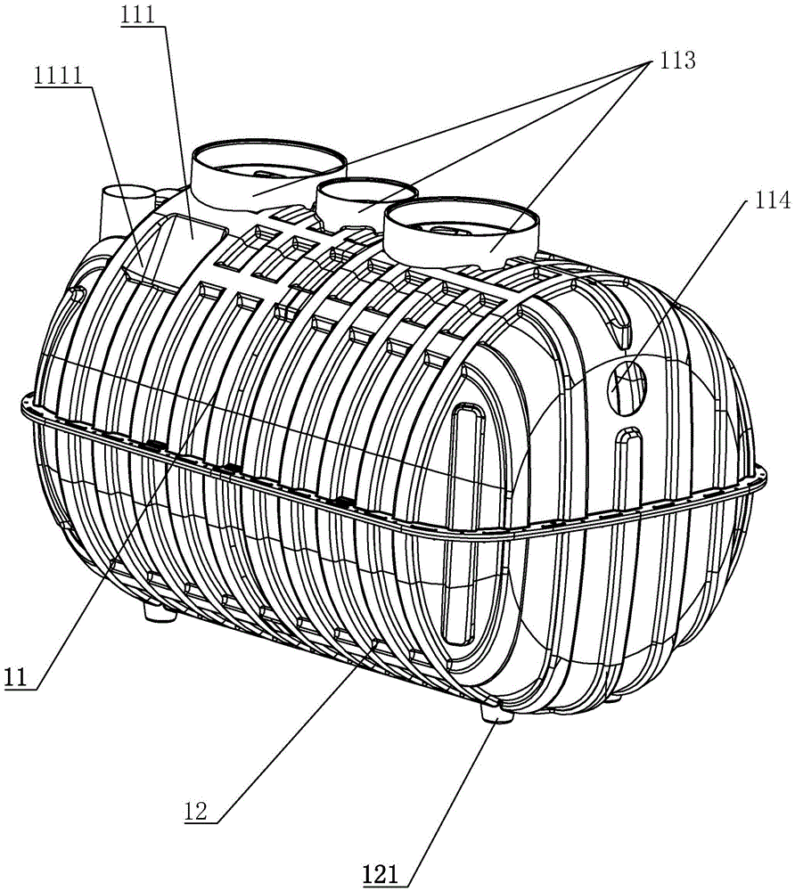 Three-cavity septic tank